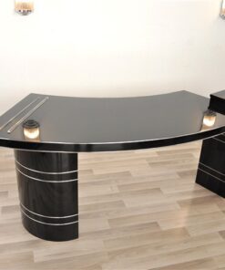 unique Design, 2 illuminated elements on the top plate, chromelines, handpolished