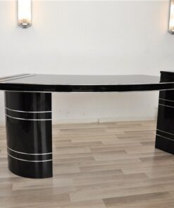 unique Design, 2 illuminated elements on the top plate, chromelines, handpolished