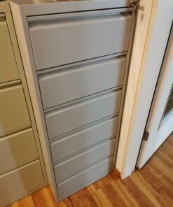 Metallschränke