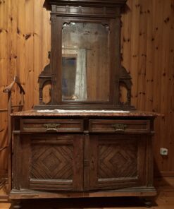 Antiker Altar