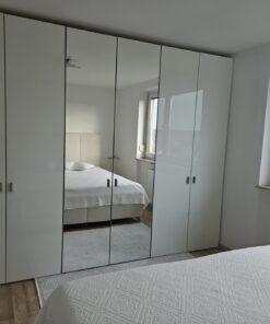 Kleiderschrank, 6-türig, Glas u. Spiegelfront, B 300 x H 236cm