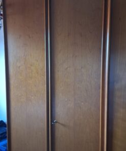 Schlafzimmerschrank massiv Kirschholz 90 cm breit 50 cm tief Neupreis 1900 € Rg. vorh.