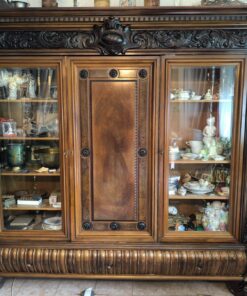150 Jahre alter Esszimmerschrank
