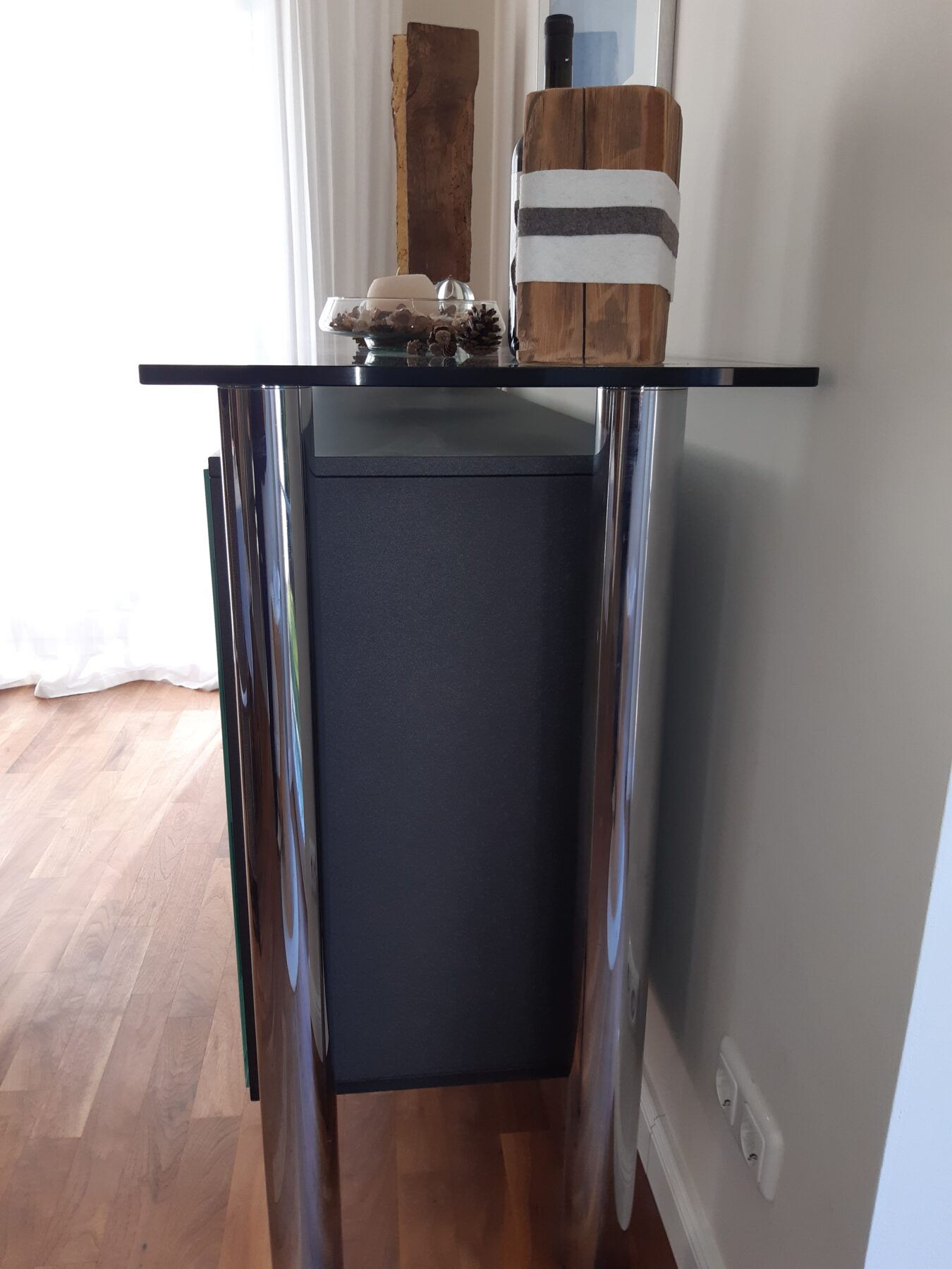 Sideboard-Seite-scaled-1.jpg