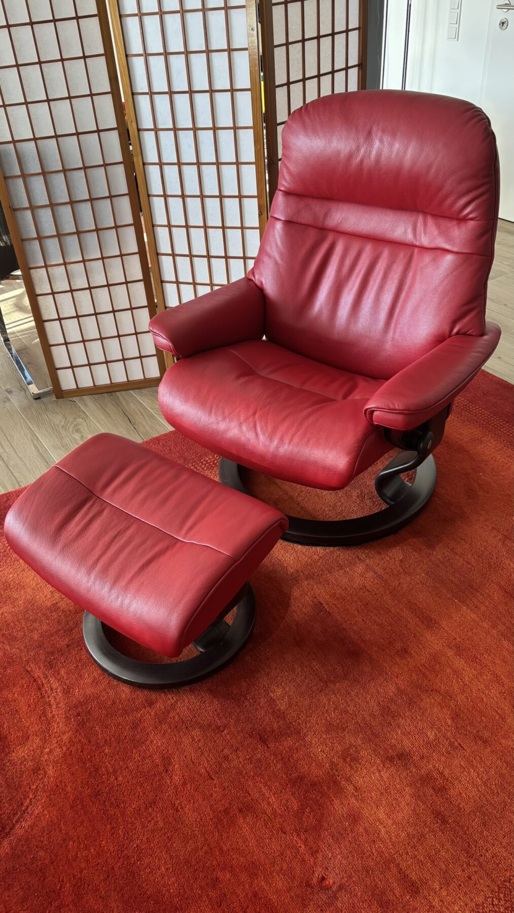 Stressless-Sessel-Bild-1-scaled-1.jpeg