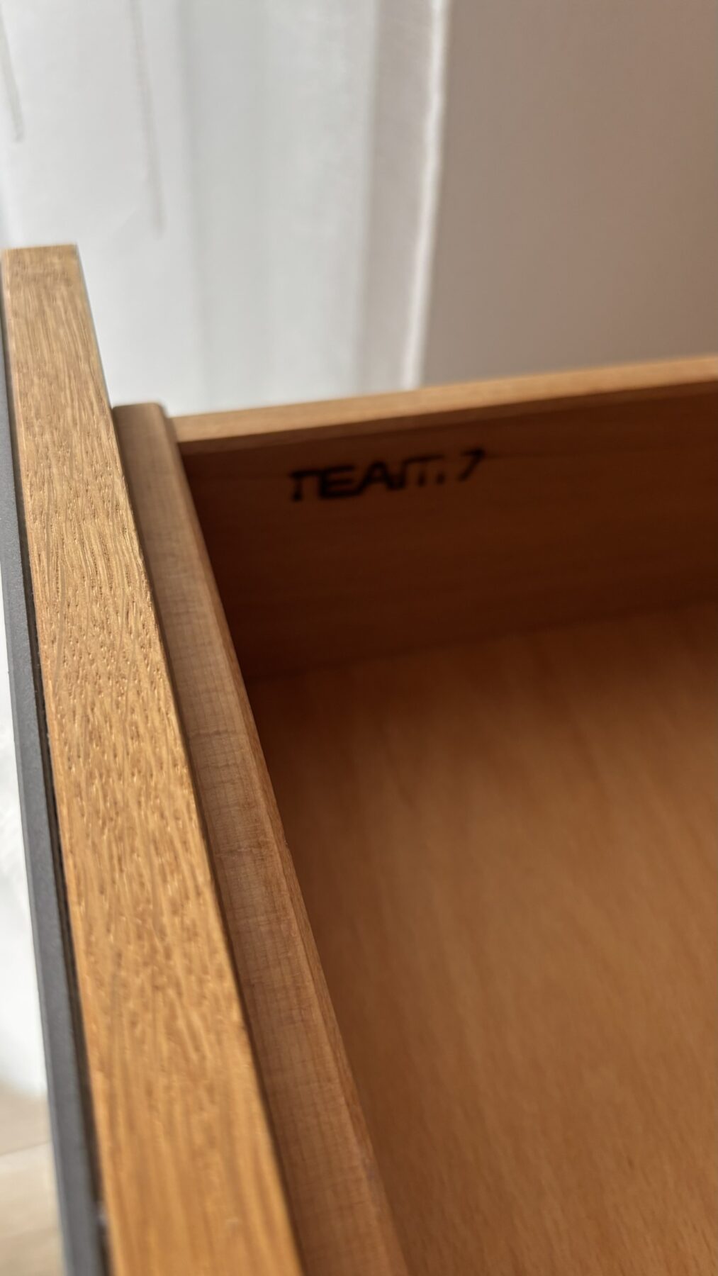 Team7-Schrank-Bild5-scaled-1.jpeg