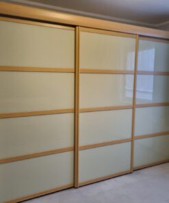 Schiebetürenschrank
