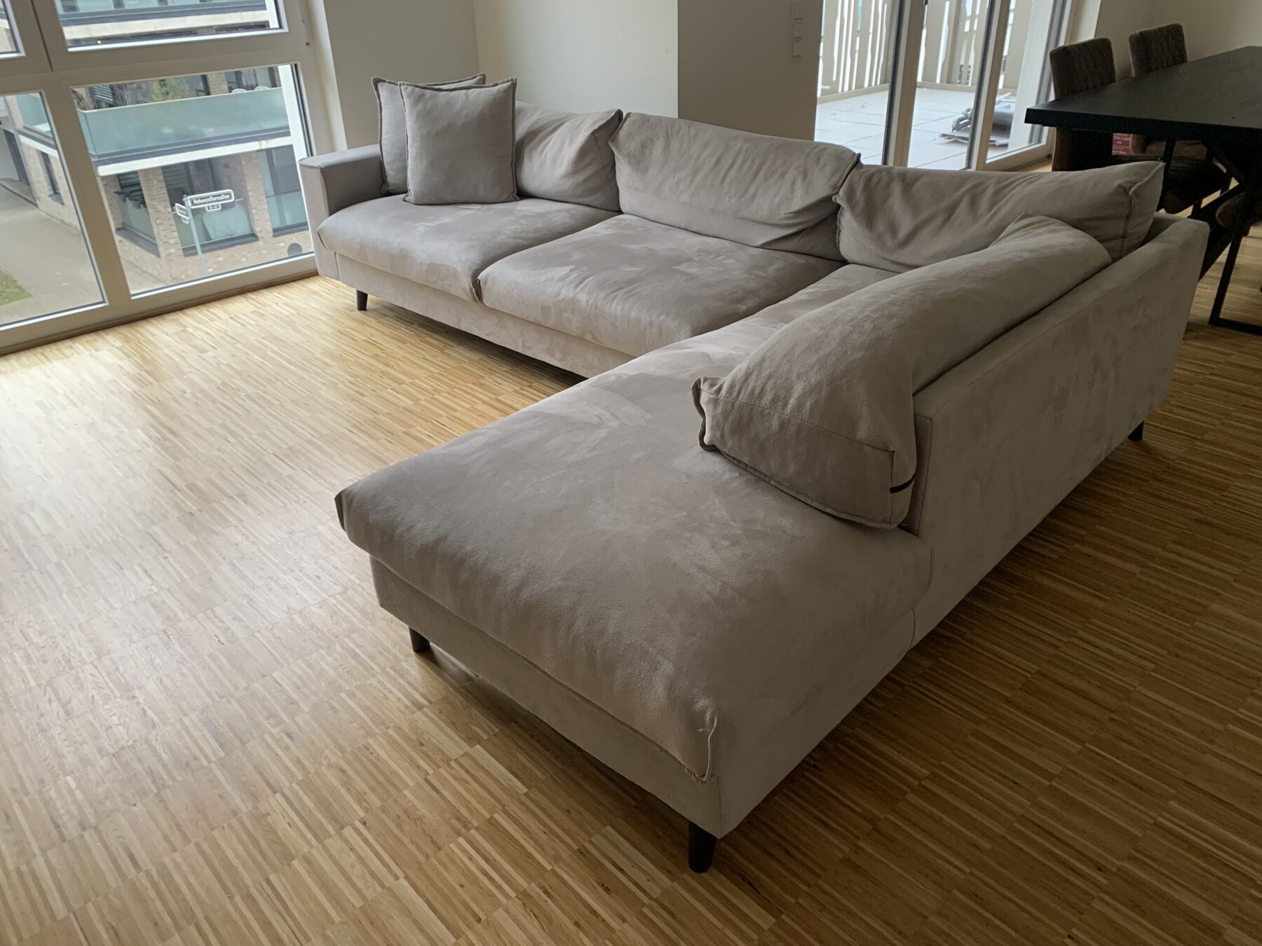 Sofa1-1-scaled-1.jpg