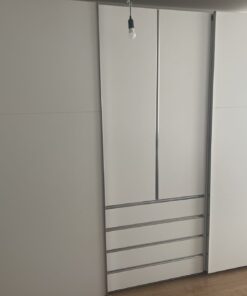 SCHWEBETÜRENSCHRANK in Weiß