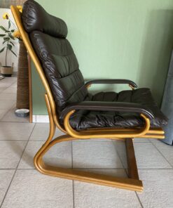 5 Mid-Century Lounge-Leder-Sessel von Thams inkl. Tisch