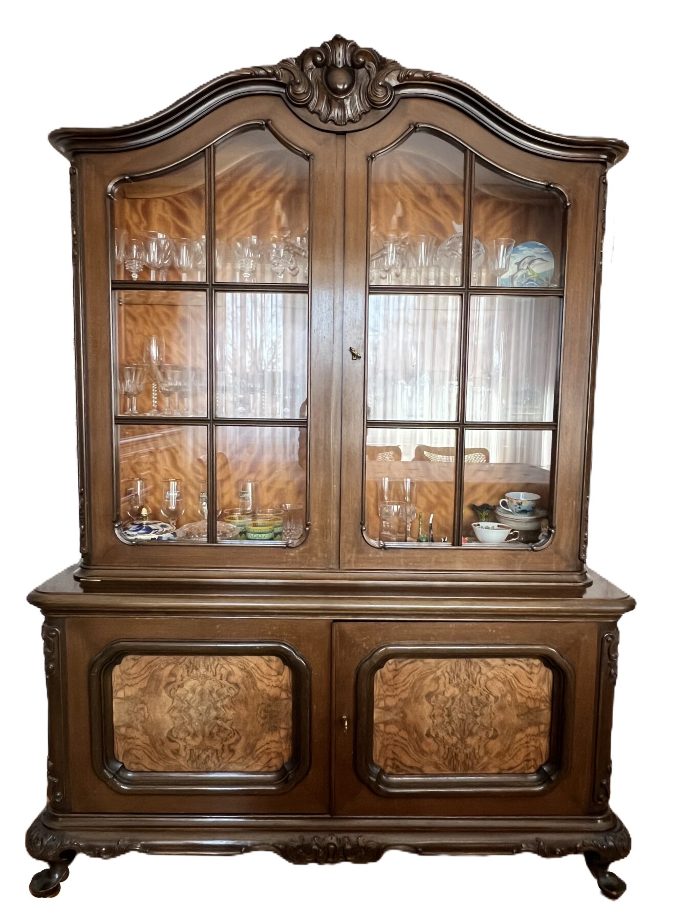 Vitrine-IMG_6917_new-scaled-1.jpeg