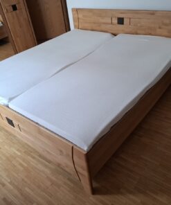 Doppelbett, Schlaraffia Rost/ Matrazen 2x, Viscoauflagen 2x, Passende Kommoden 2x, inclusive biegsame Leuchten
