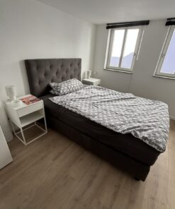 Boxspringbett „Tamina“ von JSOI Limited (140x200cm)