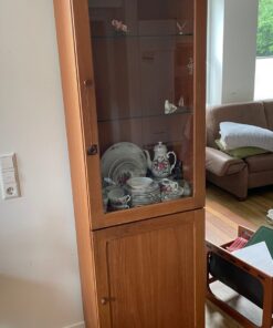 Vitrinenschrank - skandinavisches Möbelstück