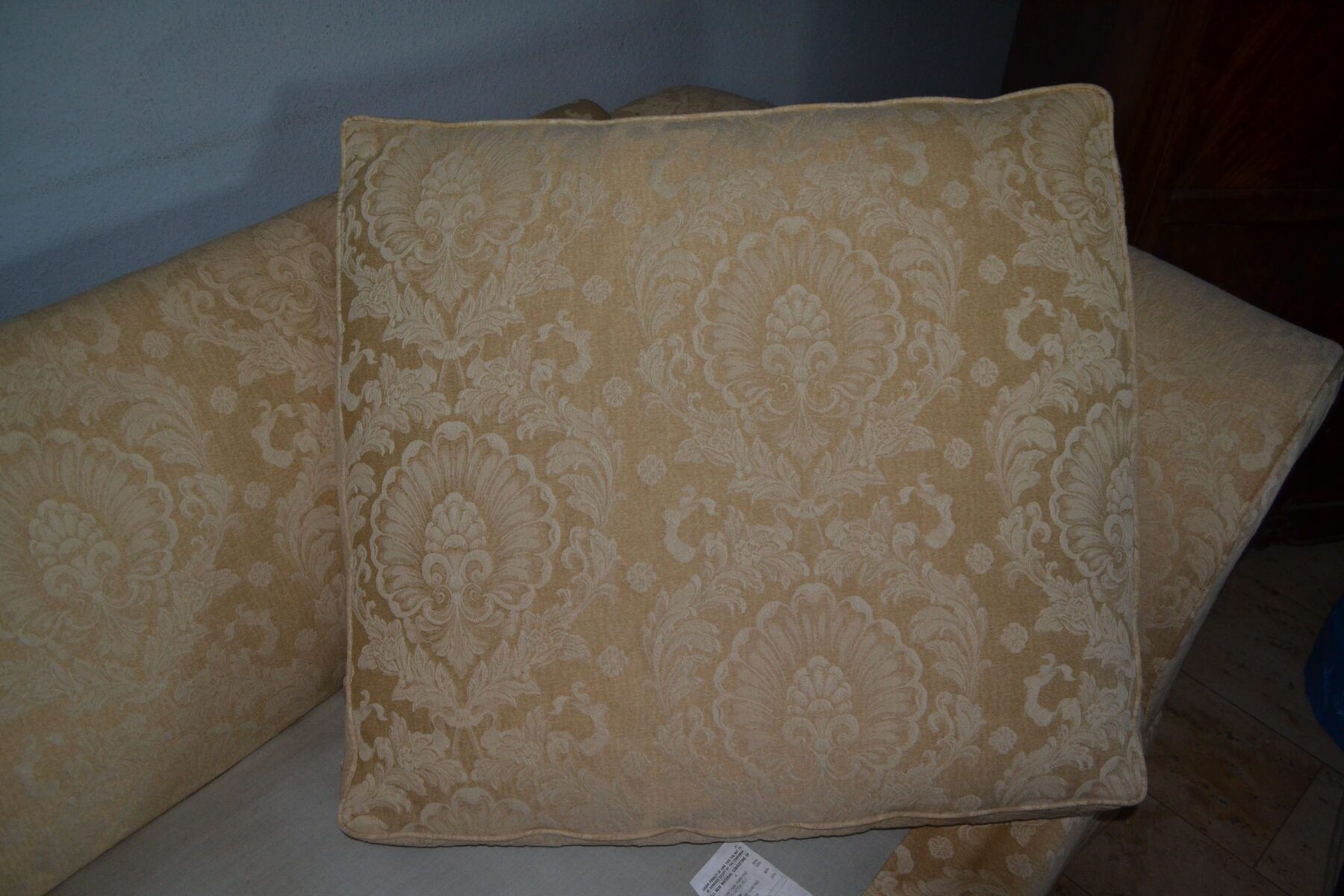 sofa15-scaled-1.jpg