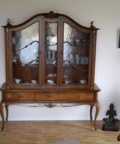Chippendale Vitrine