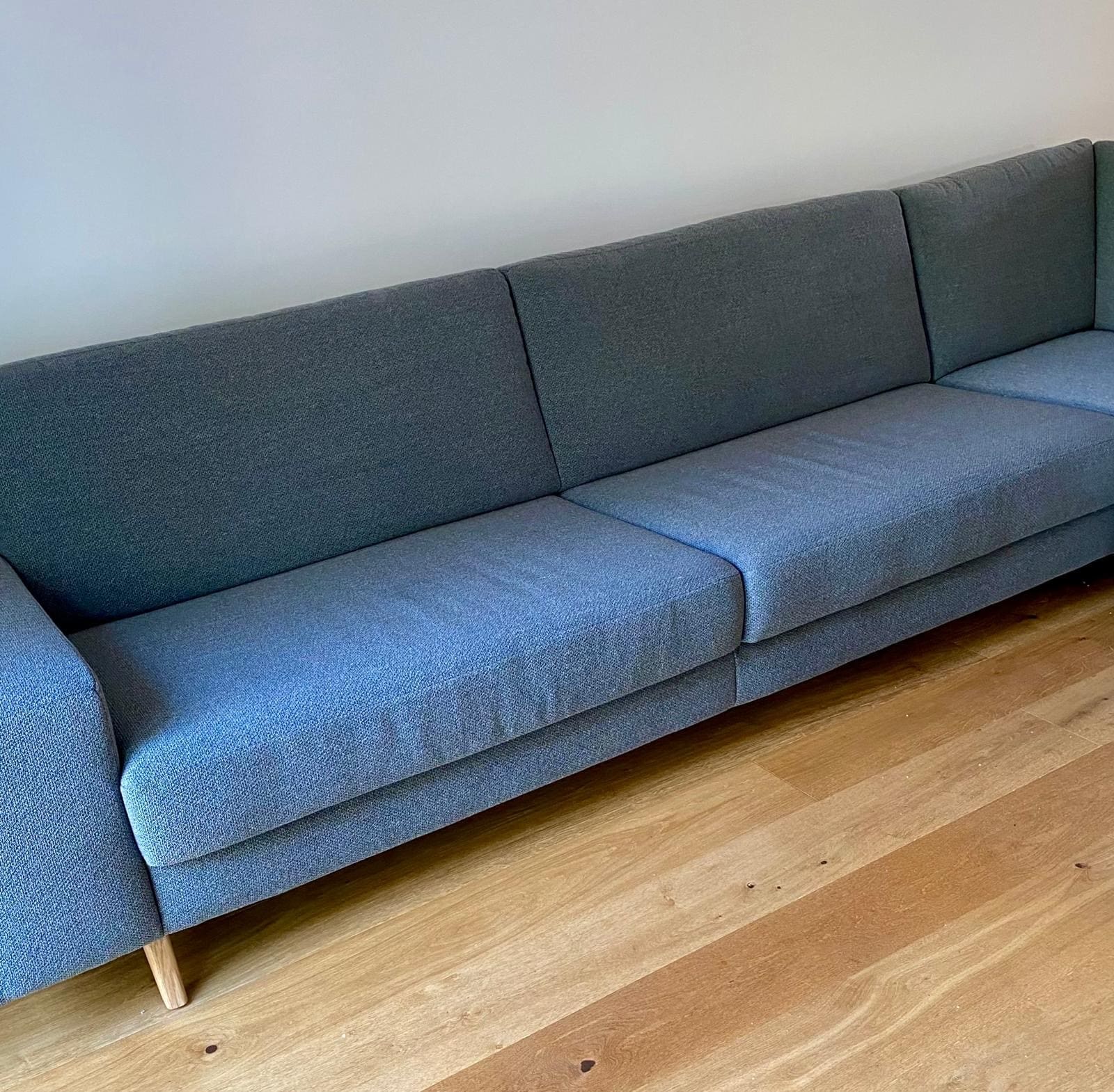 Sofa3.jpg