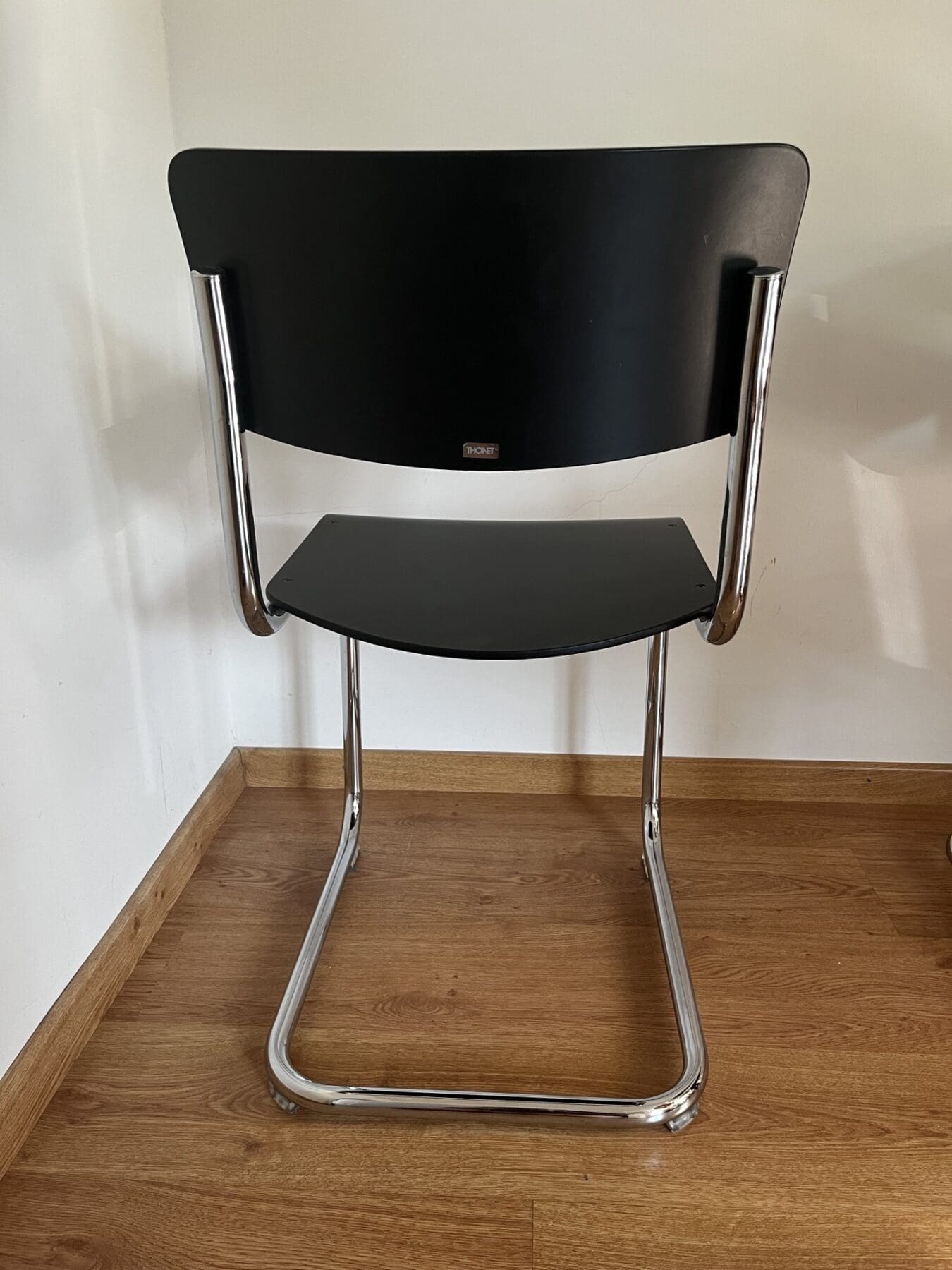 Thonet-Stuehle_II-scaled-1.jpeg