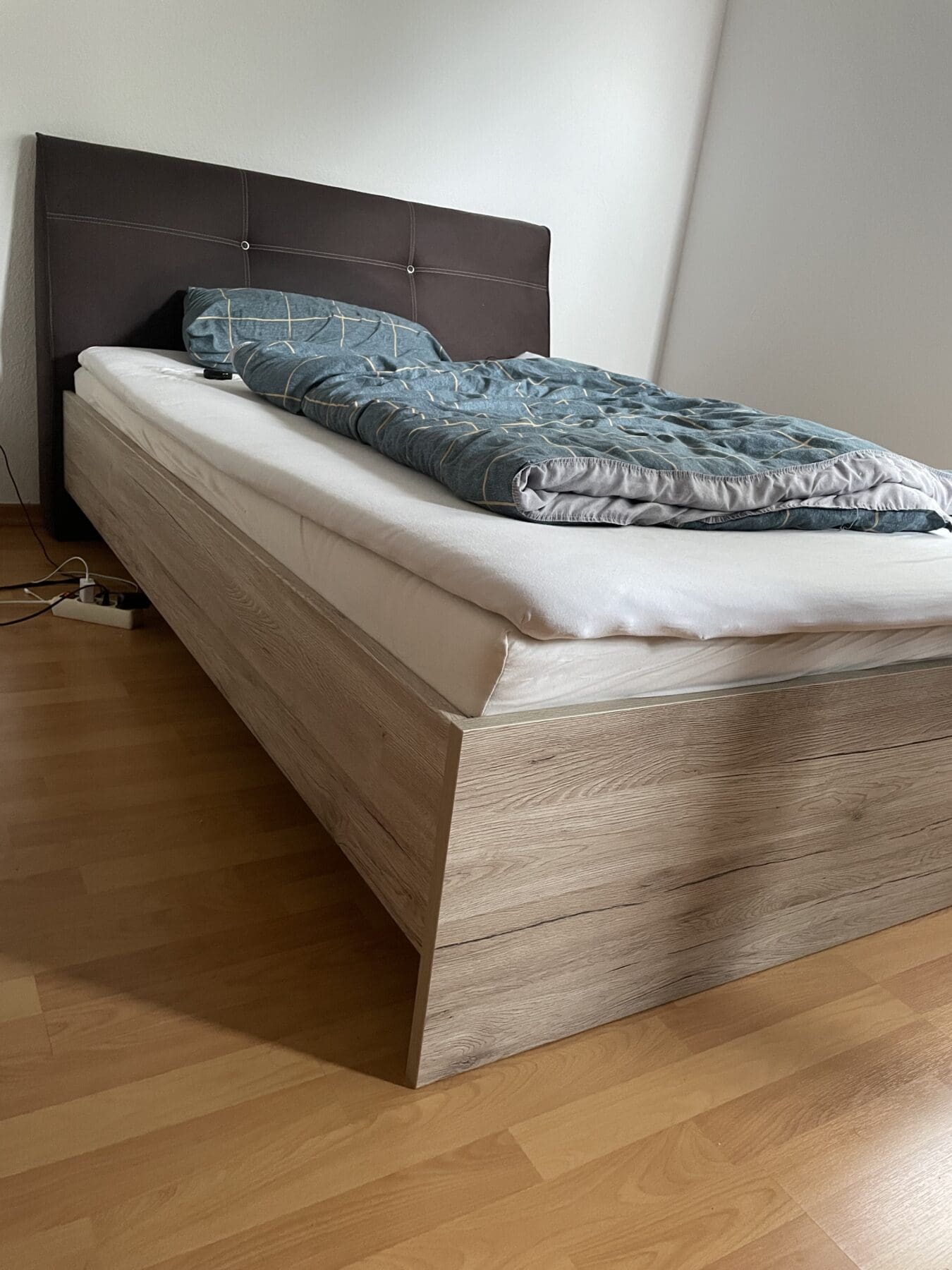 Boxspringbett-Bild2-scaled-1.jpg