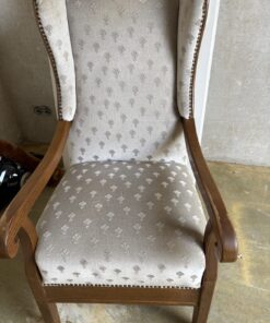Sessel mit Lehne