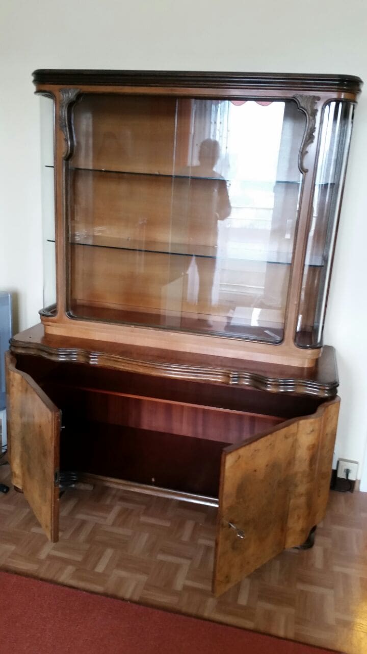 Vitrine_offen.jpg
