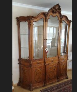 3er Vitrine Intarsien