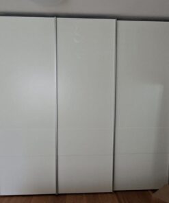neuwertiger, exklusiver Schiebetürenschrank (Hülsta)
