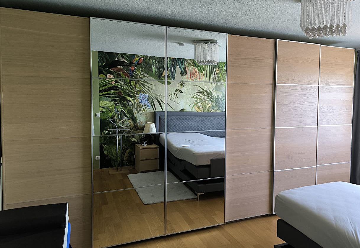 Schrank.jpg