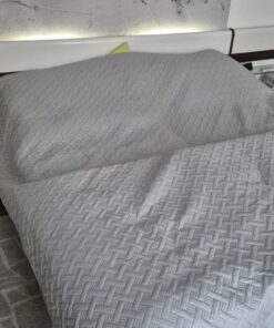 Bettanlage mit Hängeschrank