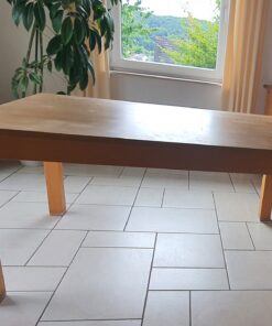 Eßtisch mit Ausziehplatte