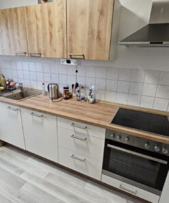 Einbauküche 2 Jahre alt, wie neu mit Elektrogräten