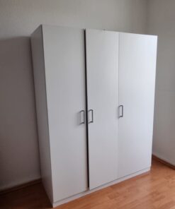 Kleiderschrank