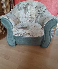 Sofa und 1 Sessel