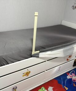 Kinderbett mit Schubladen + Gitterschutz