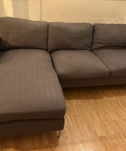 Gemütliches graues Federkern-Sofa
