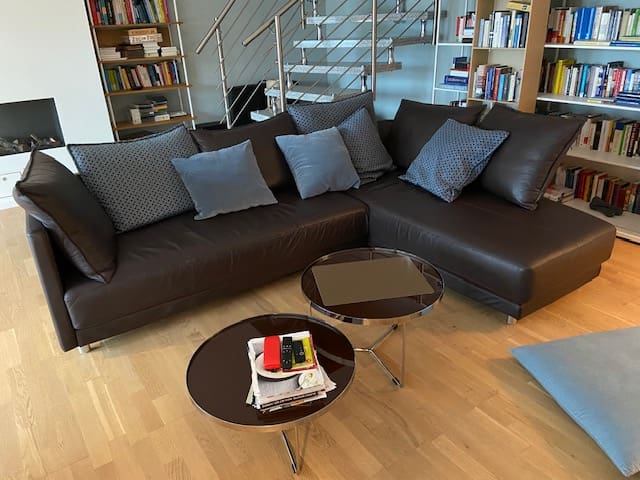 RB-Sofa-1.jpg