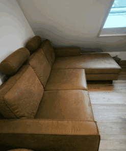 2 Sitzer Sofa links Chaiselounge rechts