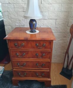 Antike Kommode "Biedermeier"
