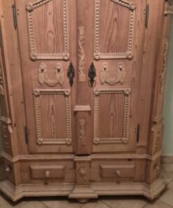 Bauernschrank