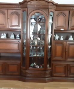 Wohnzimmerschrank