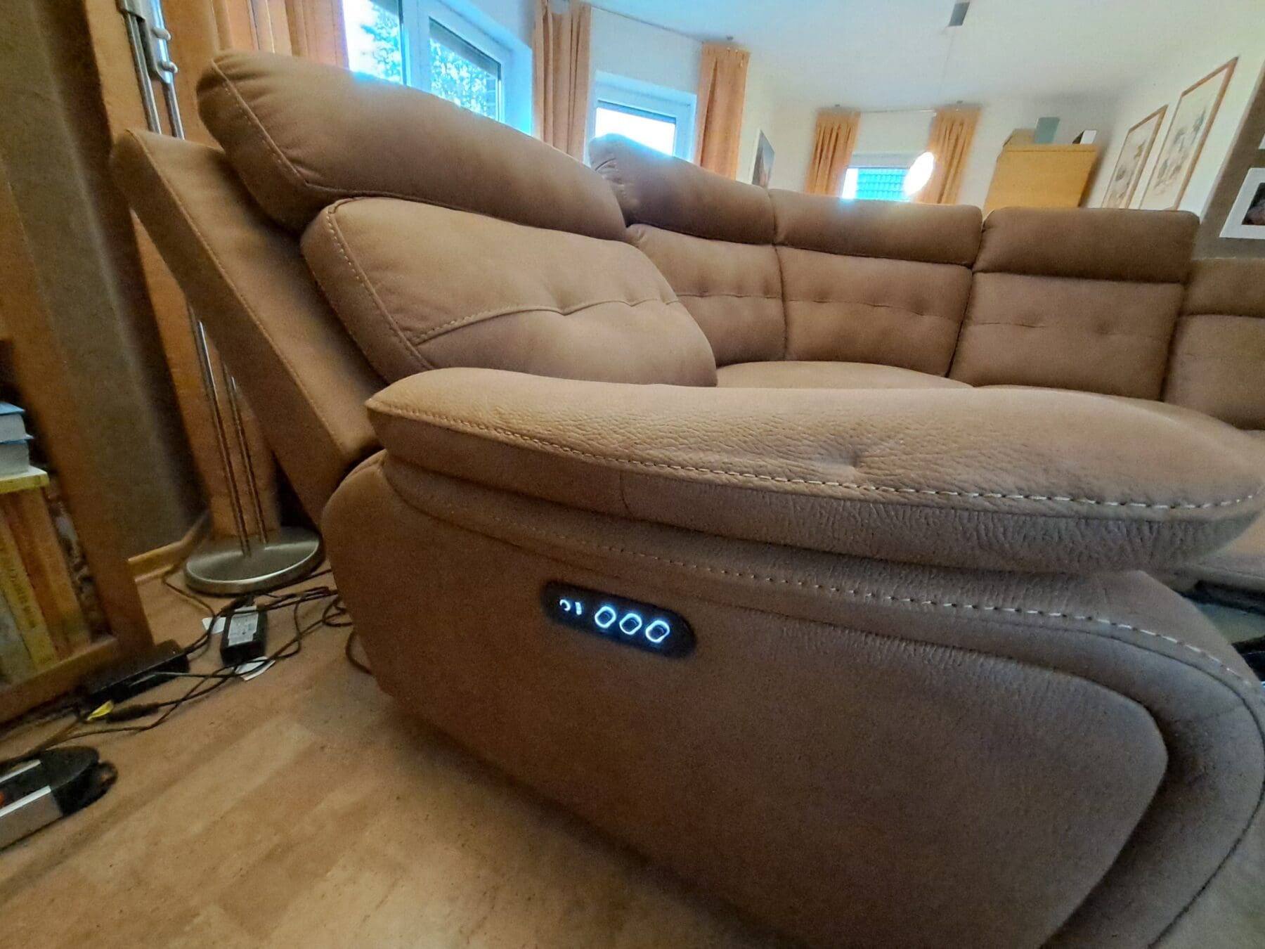20251009_171558-scaled-1.jpg