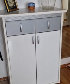 Schuhschrank