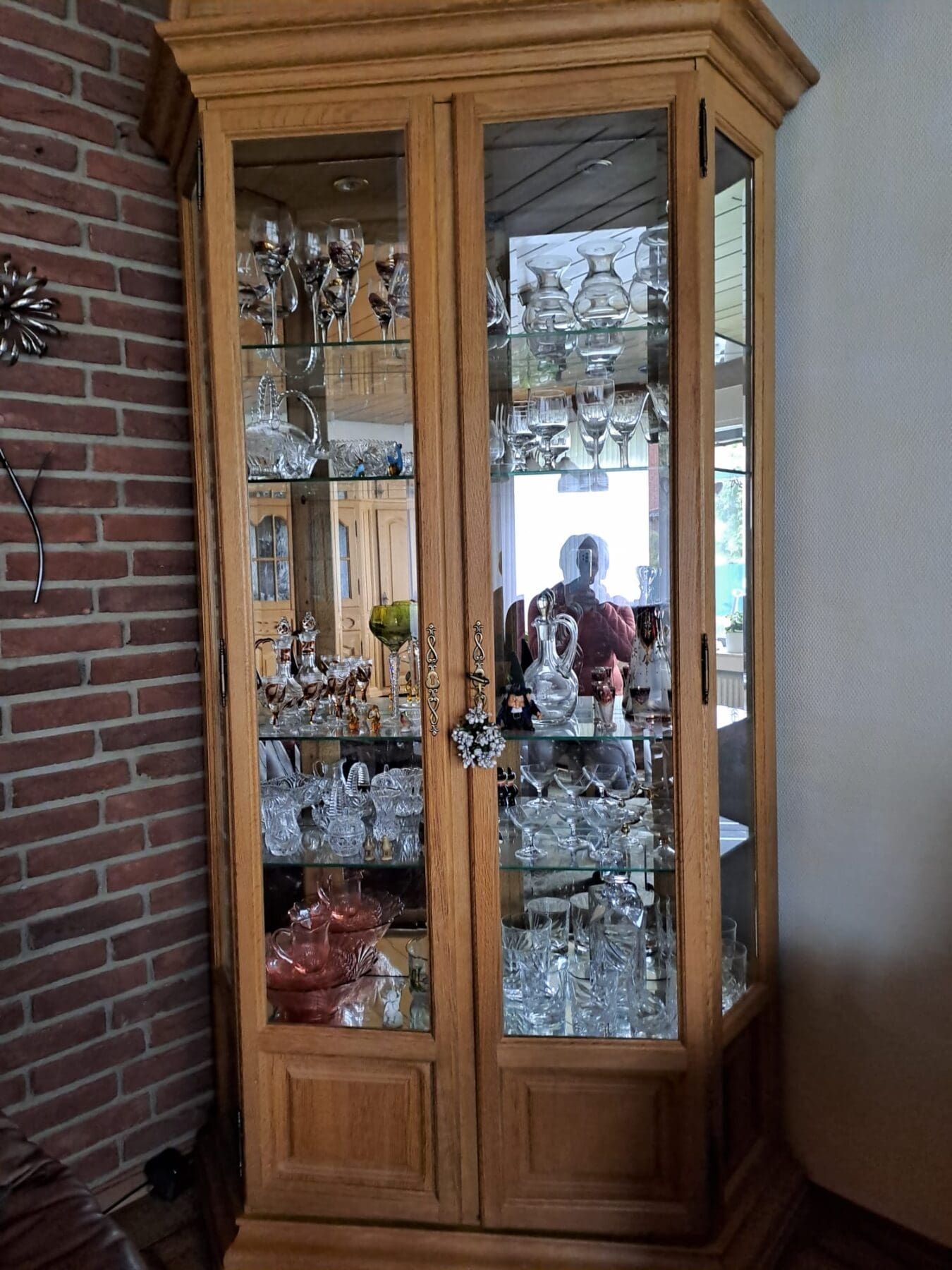 Eckvitrine2-scaled-1.jpg