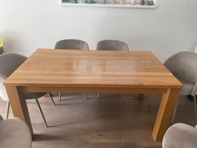 Esstisch-1.jpg