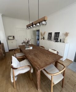 Holztisch