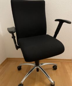 Schreibtischstuhl Neo II von Nowy Styl (schwarz)
