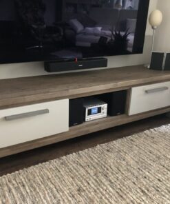 Henders & Hazel TV-Board