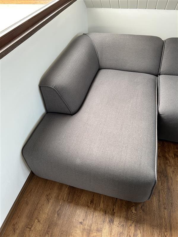 Sofa_4.jpg