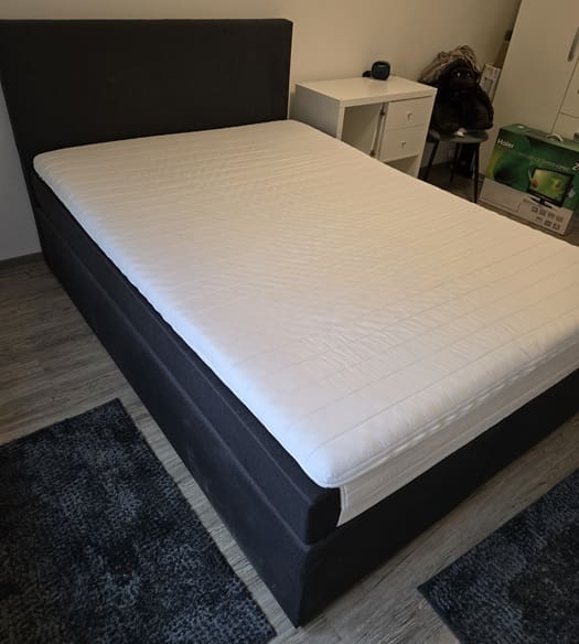 Bett-01.jpg