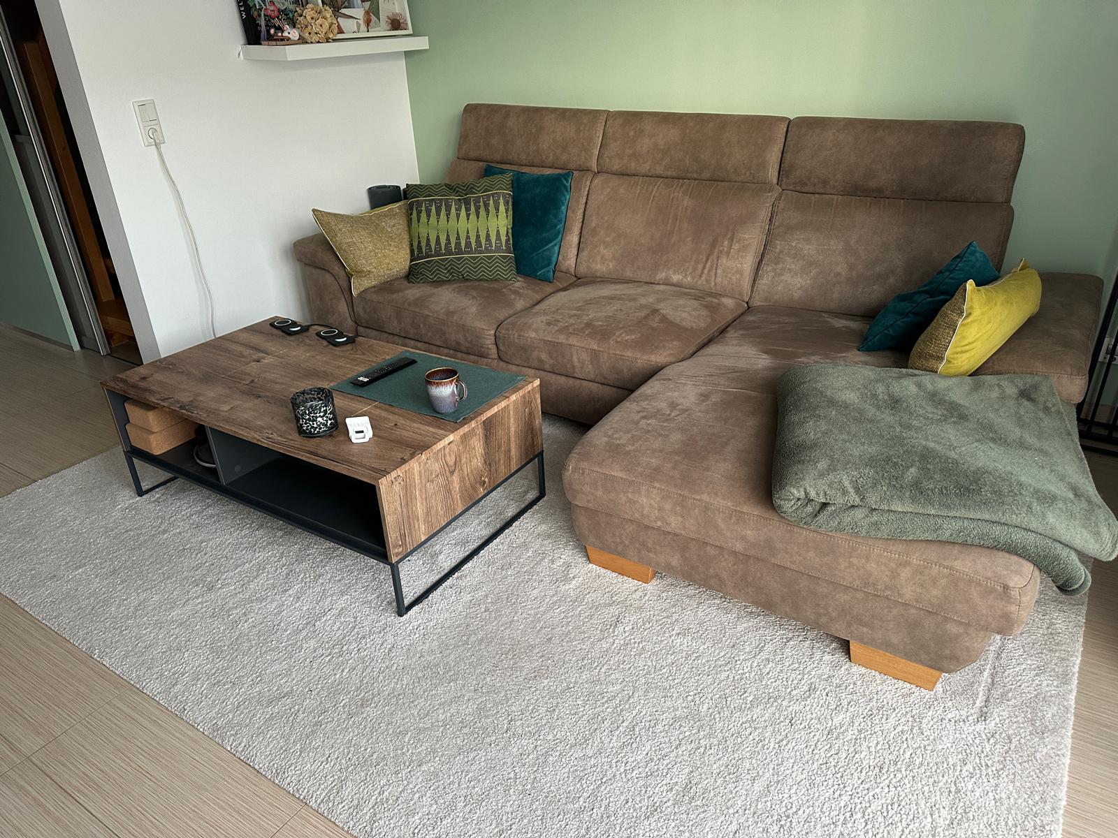 Couch-3.jpg